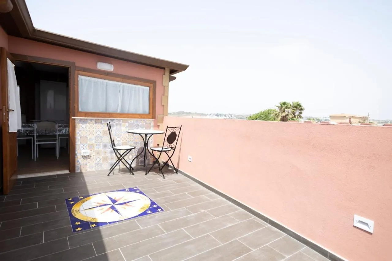Apartment Vacanzaportopalo Attico La Perla Marina Vista Mare A 250 M Spiaggia Pachino