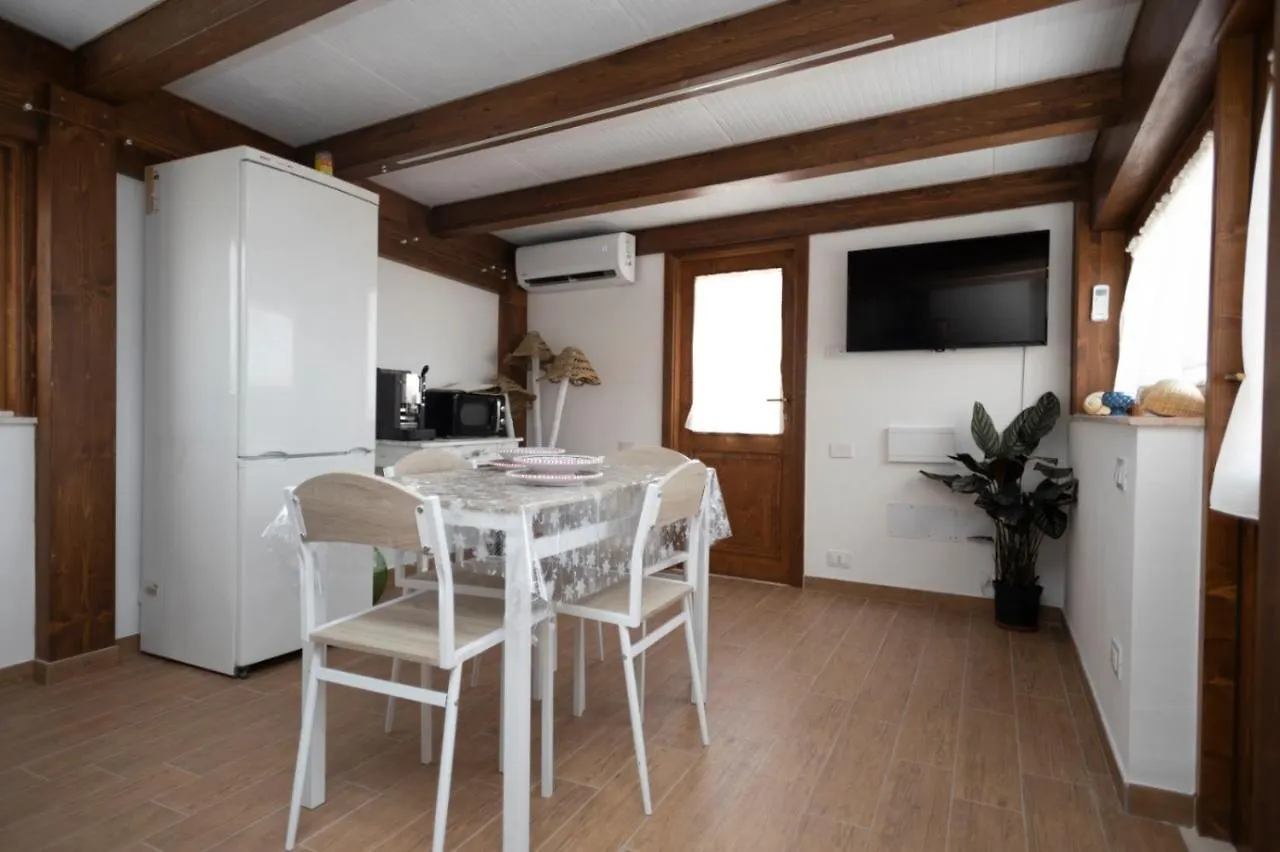 Apartment Vacanzaportopalo Attico La Perla Marina Vista Mare A 250 M Spiaggia Pachino Italy