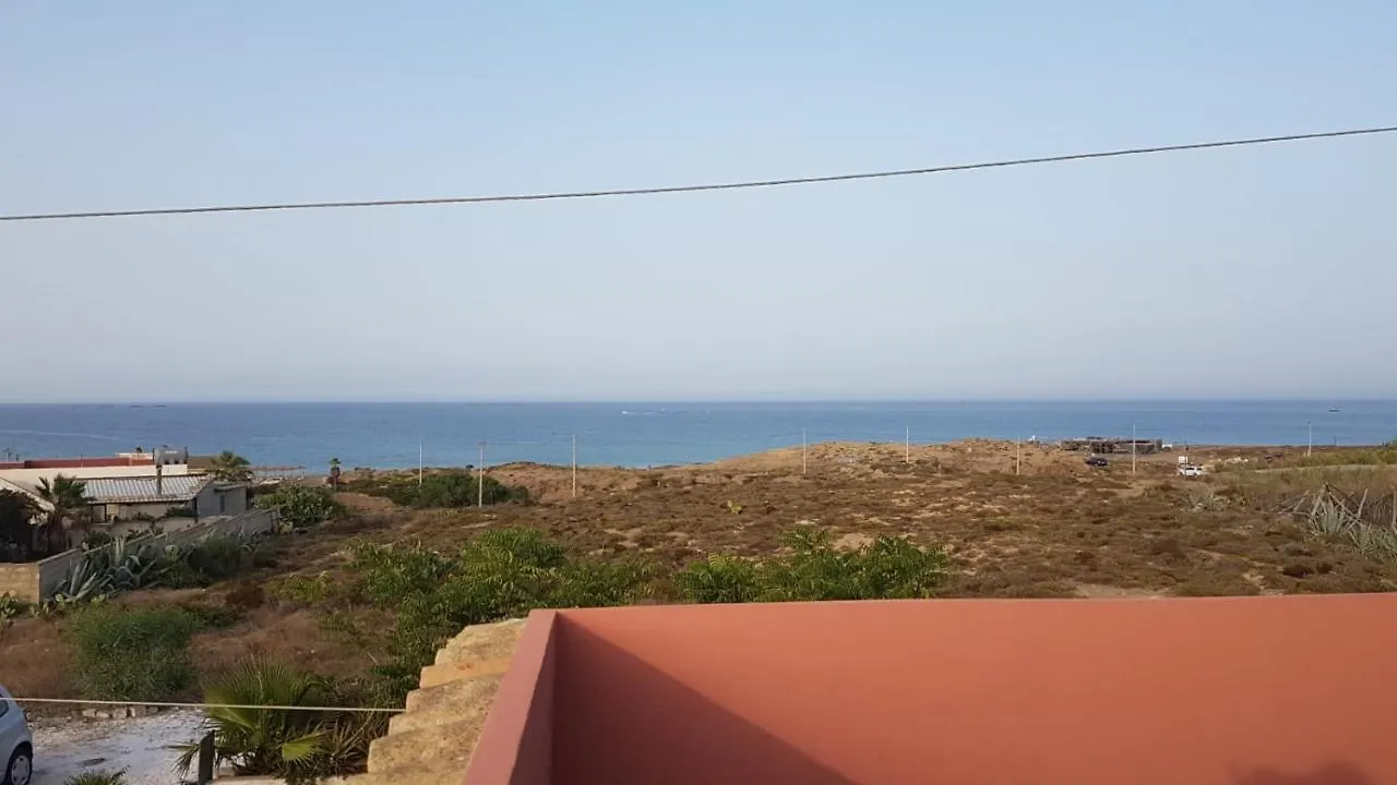 Vacanzaportopalo Attico La Perla Marina Vista Mare A 250 M Spiaggia Pachino Apartment
